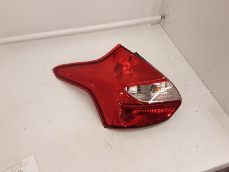 Driver Left Tail Light Hatchback Electric EV Fits 13-14 FOCUS 2035246