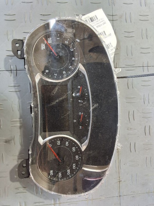 Speedometer MPH ID 84775384 Fits 22 EQUINOX 3440011