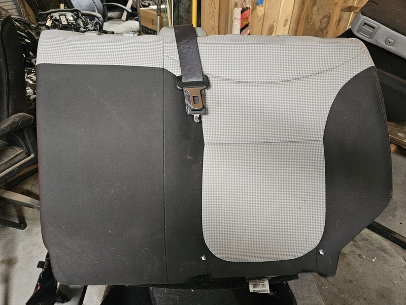 14-2019 KIA SOUL REAR BACK SEAT Upper Larger Portion GRAY CHECKERBOARD