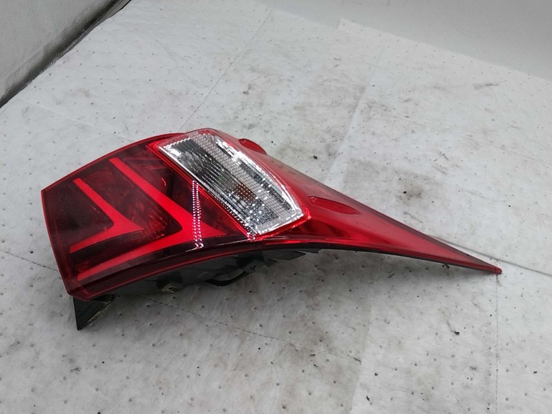 2016 Lexus IS300 Right Tail Light Assembly Black OEM 53000 Miles NJ25-23924