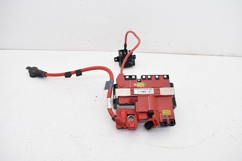 2011 BMW F01 750i BATTERY TERMINAL POWER DISTRIBUTION BOX OEM KW71