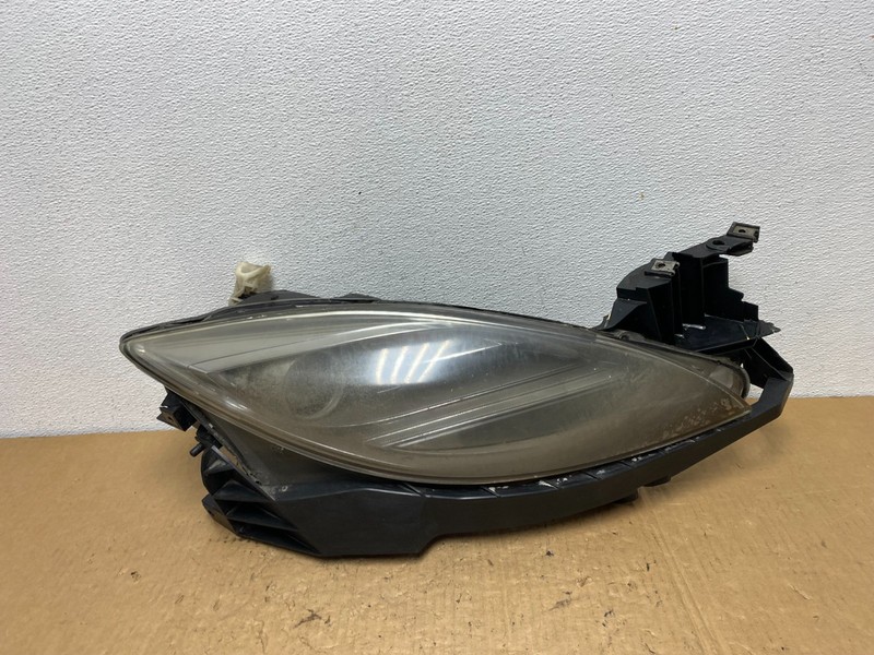 2009-2010 Mazda 6 Right Passenger Side Halogen Headlight Oem AC8326 DW