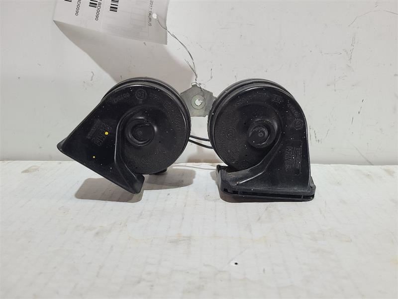 TAURUS2017 Horn 568911