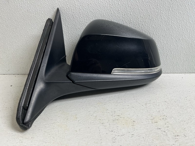 2014 BMW 320i Left Driver Exterior Door Mirror Glass 6 Pin Connector Housing Oem