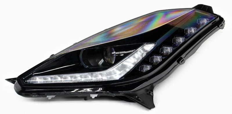 OEM Left Driver Side HID Headlamp For Chevrolet Corvette (C7) 84750165
