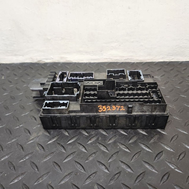 07-14 Ford Expedition Dash Fuse Box OEM 7L1T-15604-BK