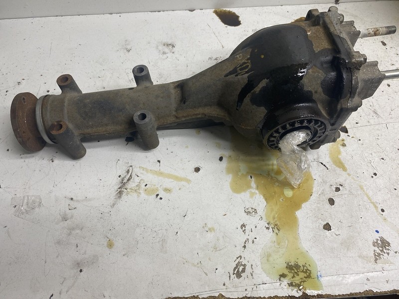 2014-2018 Subaru Forester 2.5 3.70 Auto Rear Differential Diff Carrier Pumpkin