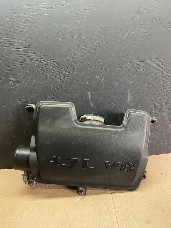 2008 2009 Jeep Commander 4.7L V8 Air Cleaner Filter Box OEM AB7837 DG