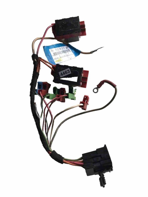 Mercedes-Benz FUSE BOX CLUSTER RELAY SUPPLY CONNECTOR ML320 W163 A1635403272 OEM