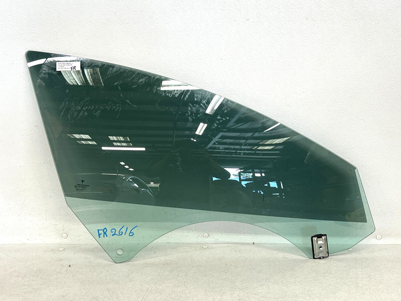 ⭐2017-2020 TESLA MODEL 3 FRONT RIGHT SIDE DOOR WINDOW GLASS PANEL OEM LOT2616