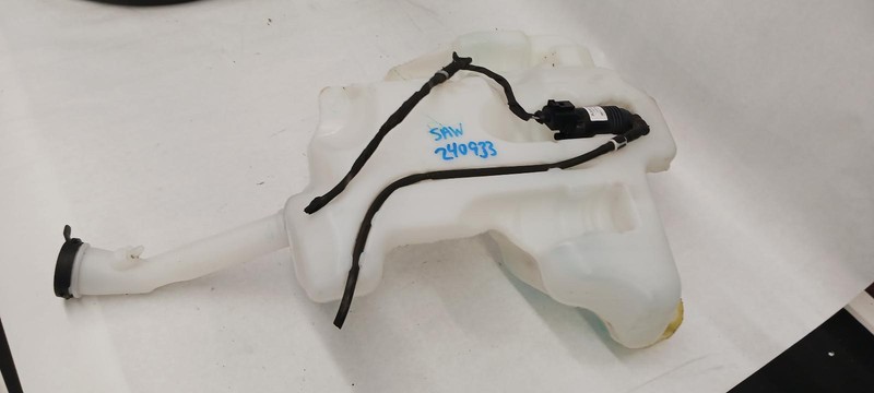 16 CHEVROLET MALIBU Washer Bottle reservoir pump OEM 6 Month Wnty!