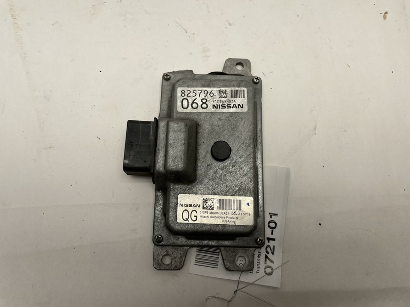 2014-2015 INFINITI QX60 TRANSMISSION CVT COMPUTER MODULE OEM ONE MOUNT BROKEN