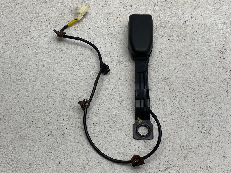 2019-2022 SUBARU ASCENT FRONT LEFT DRIVER SIDE SEAT BELT BUCKLE OEM LOT680