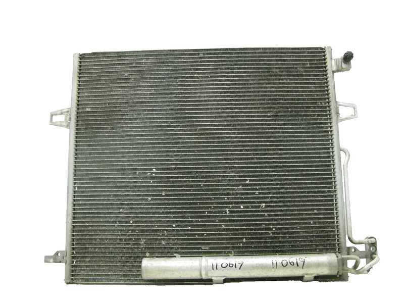 06-12 MERCEDES W251 GL450 R500 ML350 AIR CONDITIONING AC CONDENSER ASSY 110619