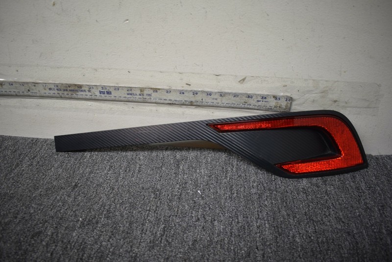 MITSUBISHI OUTLANDER REAR TAIL LIGHT FACTORY OEM