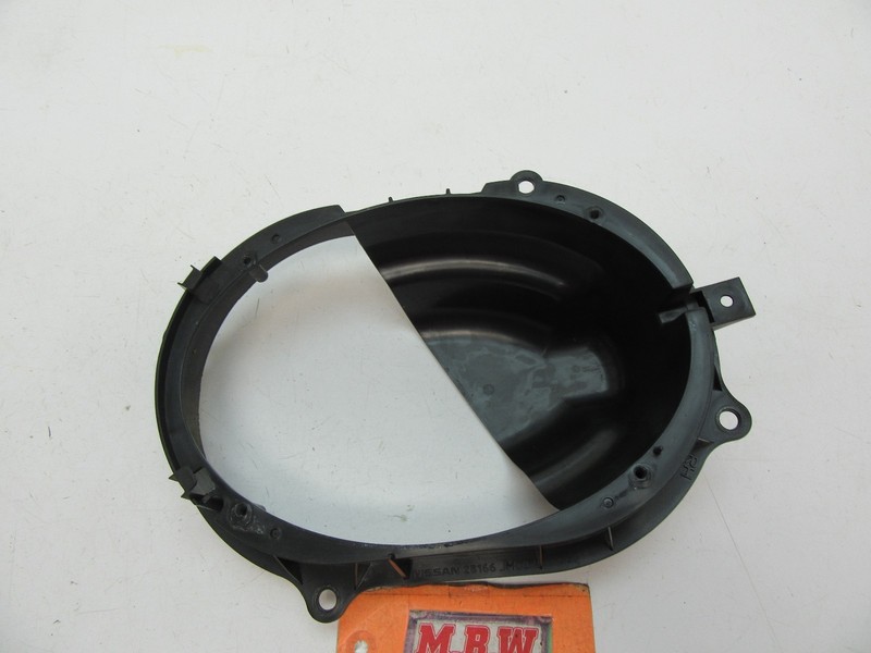 fits ROGUE FRONT DOOR PANEL RADIO SPEAKER MOUNT BRACKET RIGHT R RH RF PASSENGER
