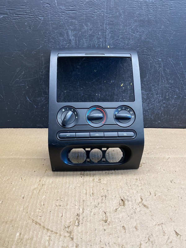2004 to 2008 Ford F150 Radio Climate Dash Bezel Surround Black AC9077 DG