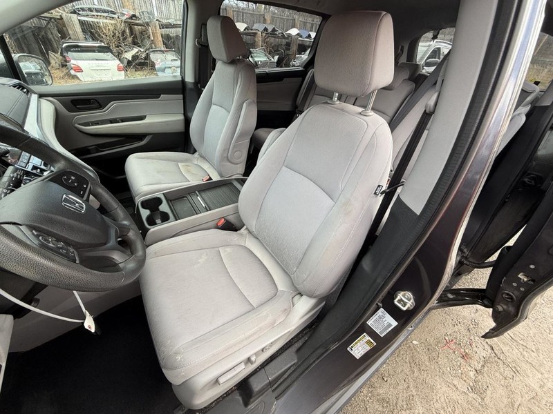 2018-2024 Honda Odyssey Left Driver Side Front Seat Cloth Gray