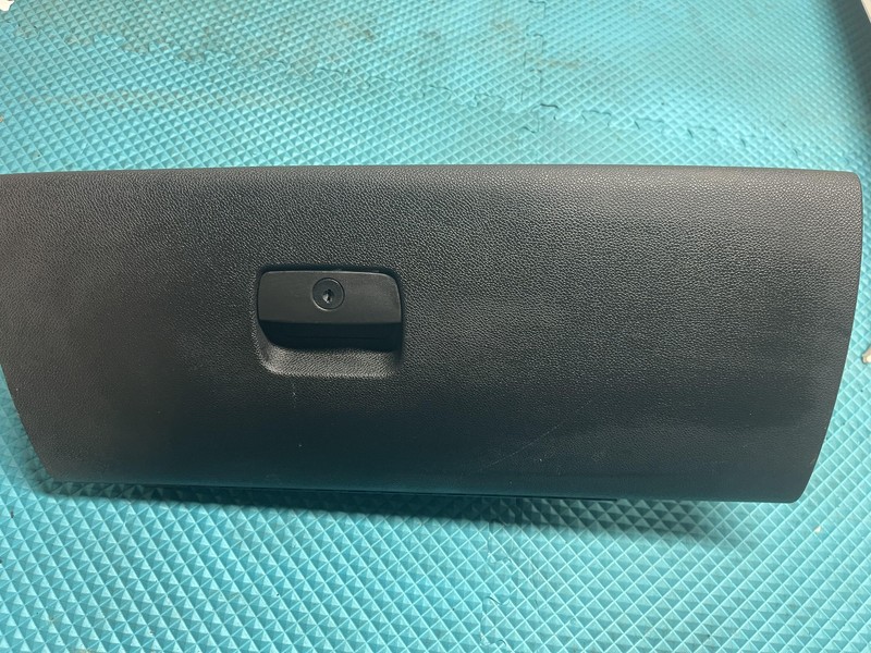 07-13 Chevrolet Silverado Ebony Glove Box Assembly Tested Oem