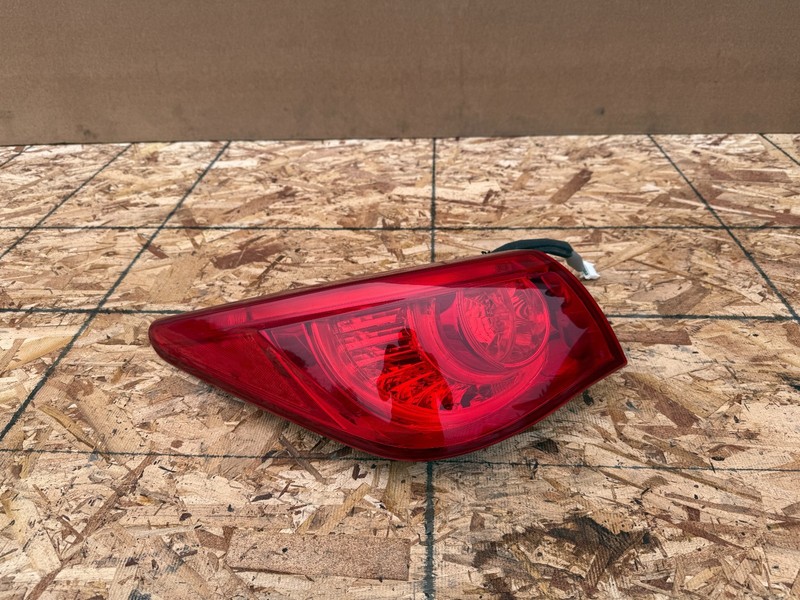 INFINITI Q50 2014-2017 OEM LEFT DRIVER SIDE OUTER LED TAIL LIGHT ASSEMBLY