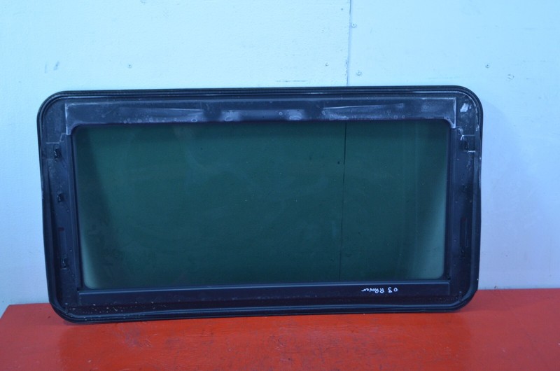 03-05 RANGE ROVER SUNROOF MOONROOF WINDOW GLASS OEM