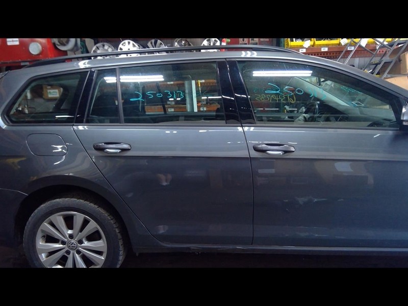 Passenger Rear Side Door Wagon Light Tint Glass Opt 4KC Fits 15-19 GOLF 1643129