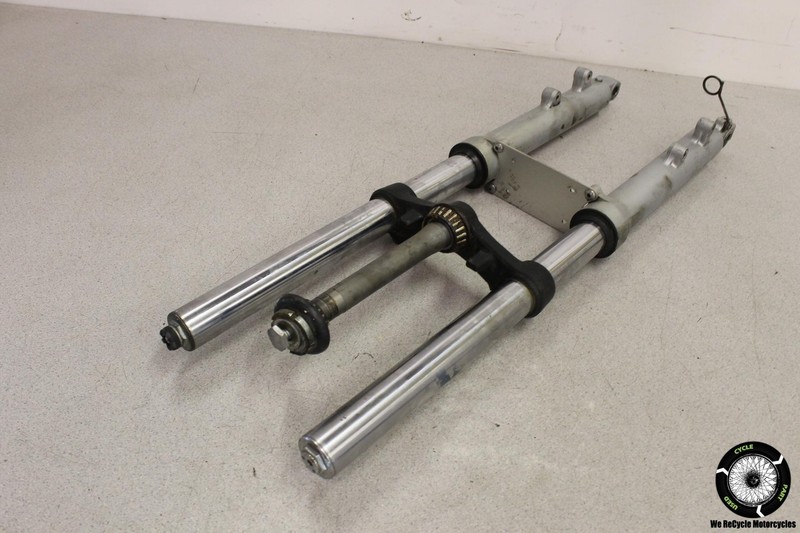 1993 Suzuki Katana 750 GSX750F FRONT END FORKS SUSPENSION LOWER TREE GSX 93