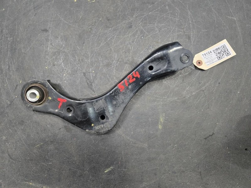 Rear Left Upper Control Arm 2021 Toyota RAV4 48790-0R020 2019 2020 2022 - 2025