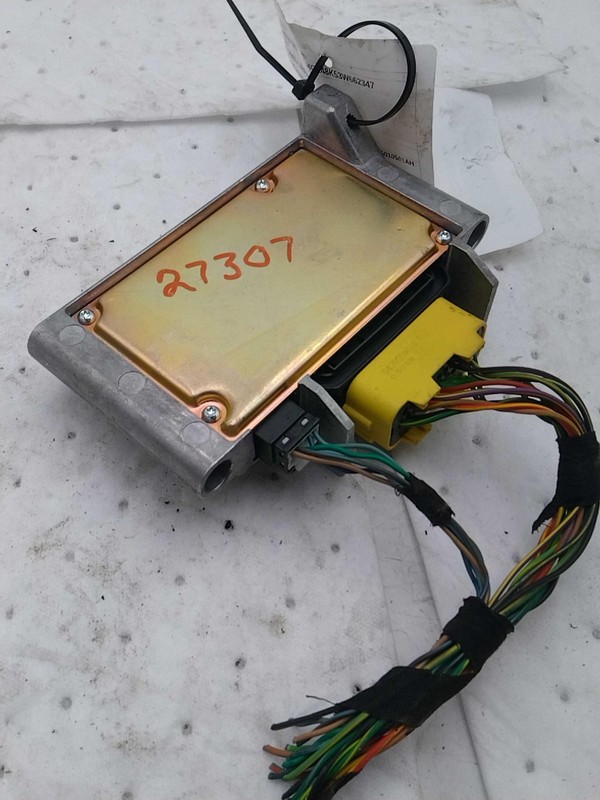 Used Air Bag Module fits: 2003 Jeep Liberty Air Bag front transmission tunnel ID