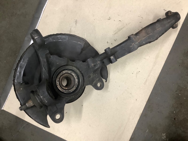 88-89 Prelude LEFT FRONT Suspension Knuckle Spindle Hub Bearing Ball Joint OEM
