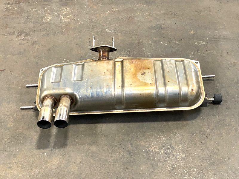 2016-2019 MAZDA MIATA EXHUAST PIPE MUFFLER OEM #A0.19