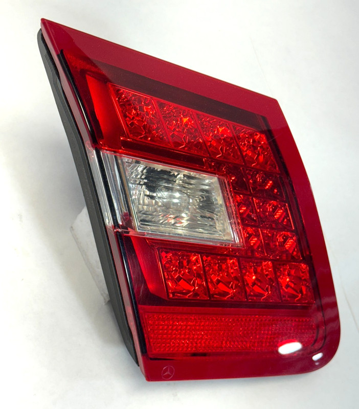 ✅2010-2013 MERCEDES W212 E350 E550 REAR LEFT DRIVER SIDE TAIL LIGHT LAMP OEM