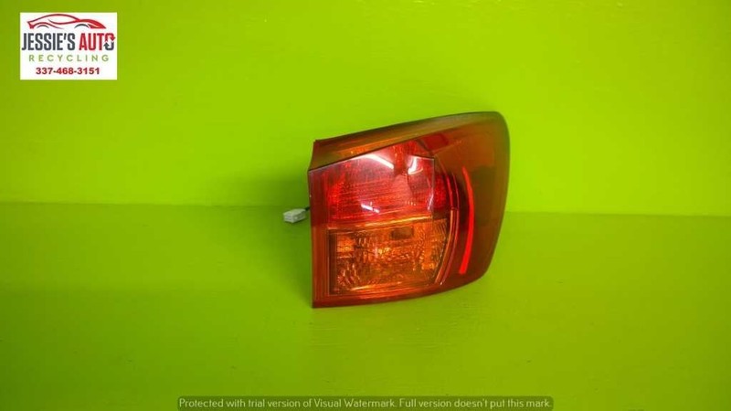 06 07 08 LEXUS IS250 SDN PASSENGER QUARTER RIGHT TAILLIGHT LAMP OEM 2085-72