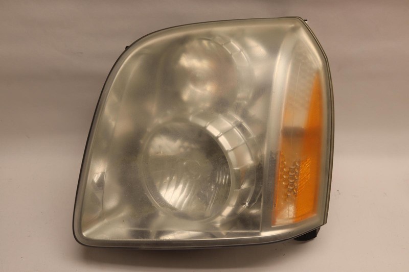 2007-2014 GMC YUKON XL 1500 DENALI LEFT DRIVER SIDE HEADLIGHT HEADLAMP OEM