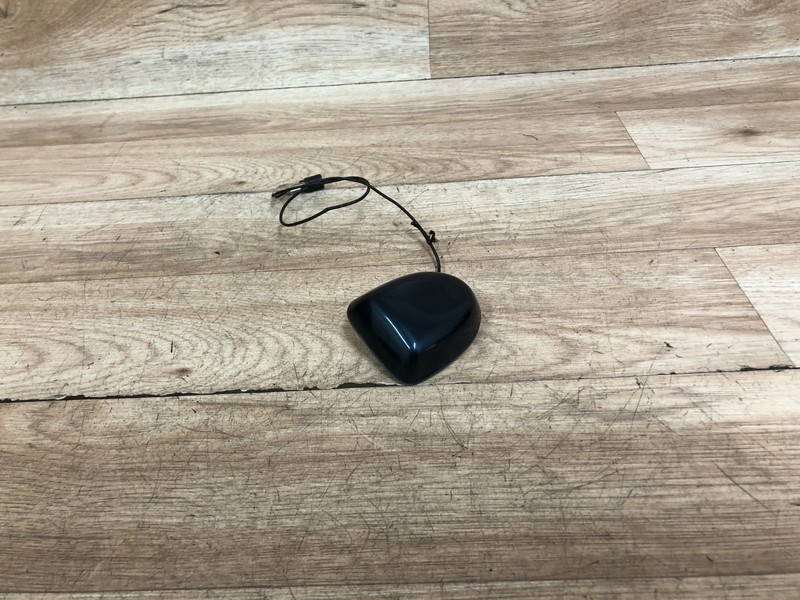 MERCEDES BENZ OEM R171 SLK280 SLK350 REAR TRUNK LID EXTERIOR GPS ANTENNA 05-11