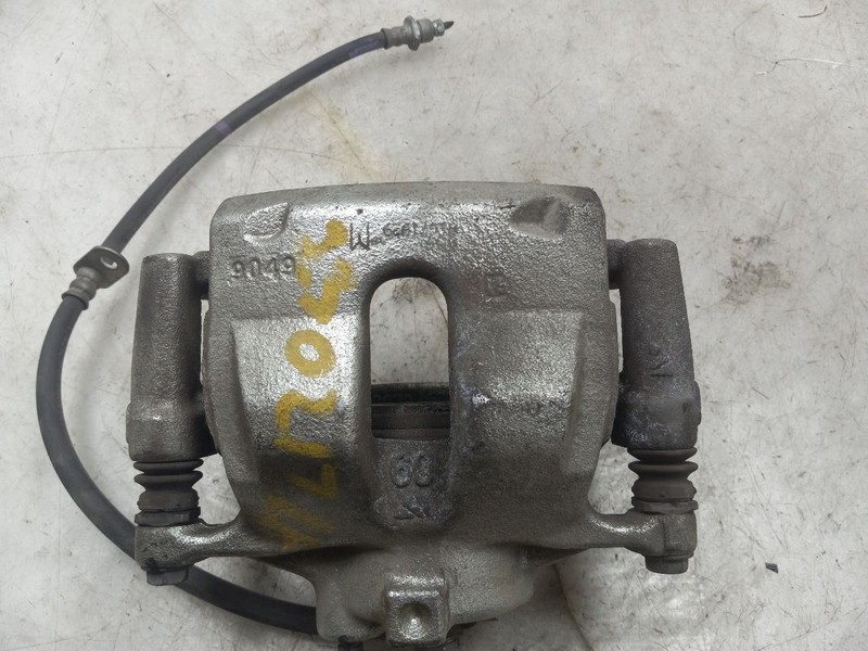 18 19 20 TOYOTA C-HR LE FRONT DRIVER LEFT BRAKE CALIPER TURKEY BUILT