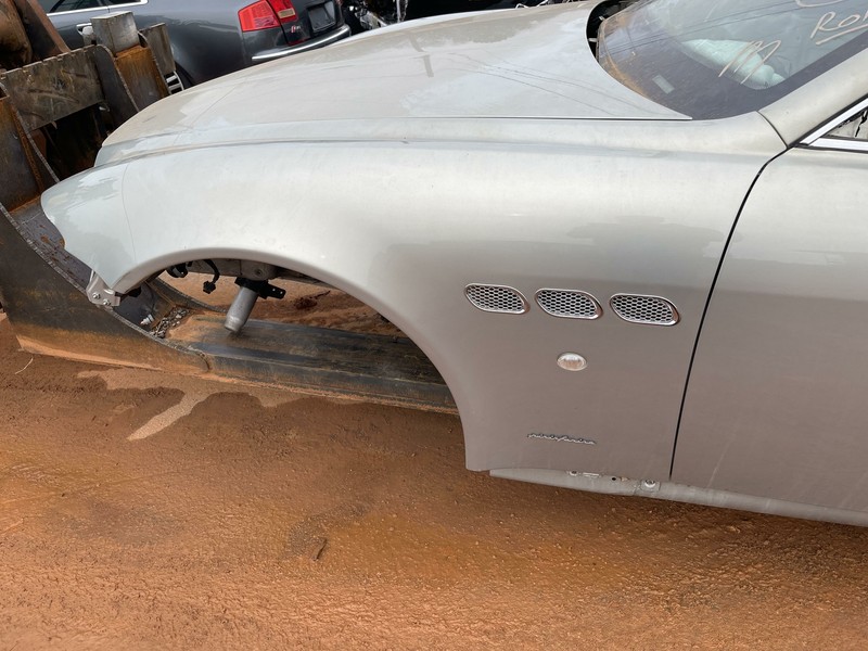03-08 MASERATI QUATTROPORTE M139 LEFT DRIVER SIDE FENDER OEM