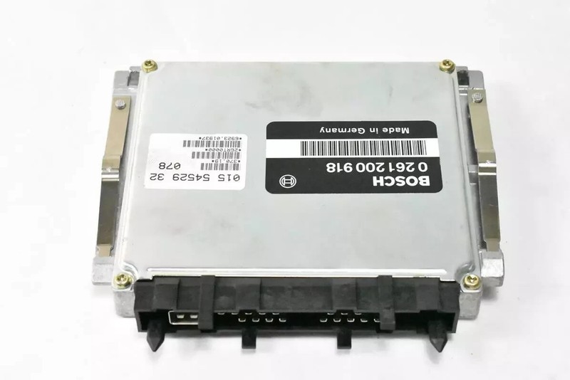 94-99 Mercedes W140 E500 S500 SL500 Carb Engine Control Module 0155452932 OEM