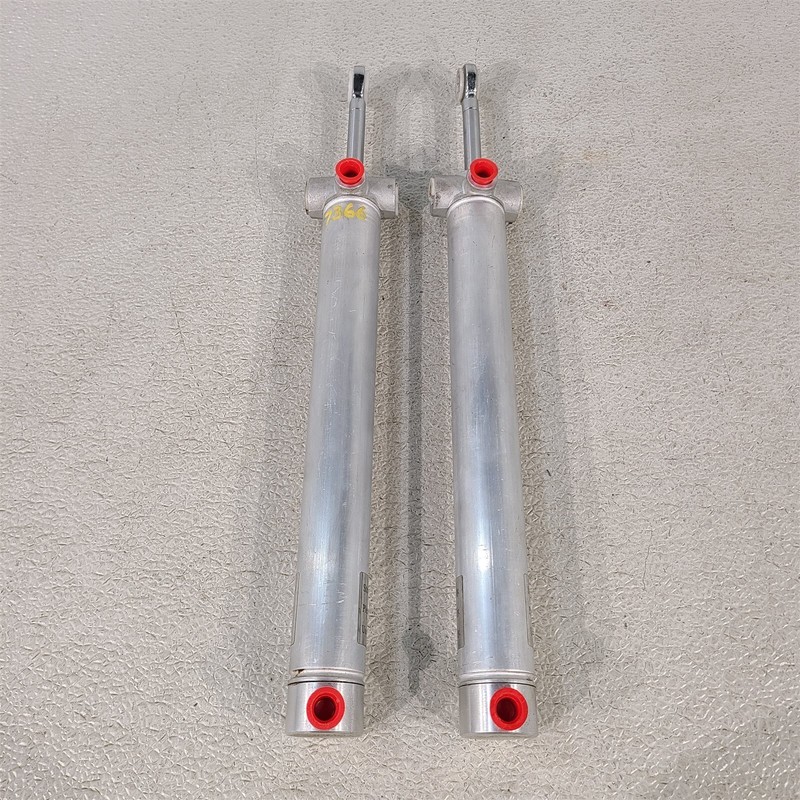 99-04 Mustang Gt Convertible Top Lift Cylinders Oem Aa7366