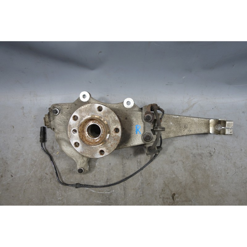 2010-2017 BMW F07 5-Series 7-Series xDrive AWD Right Front Wheel Hub Assembly OE