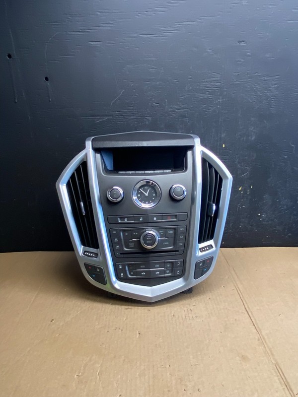 2011-2012 Cadillac SRX A/C Heater Radio Climate Control Panel Bezel OE ae4425 DG