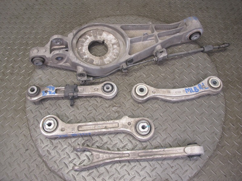 2017-2020 MASERATI LEVANTE M161 REAR LEFT UPPER & LOWER CONTROL ARM SET OF 5