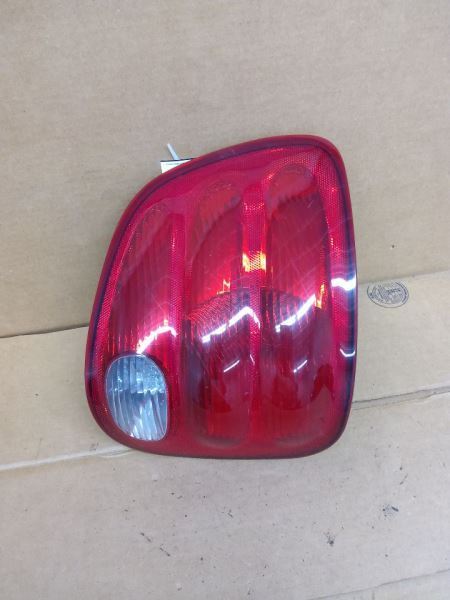 Passenger Tail Light Heritage Flareside Fits 00-04 FORD F150 PICKUP 261931