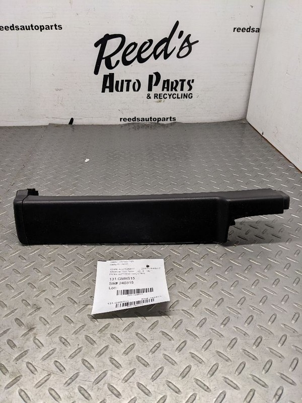 2014 - 2019 GMC SIERRA 1500 FRONT LEFT SEAT TRACK OUTER COVER TRIM PANEL 1184812