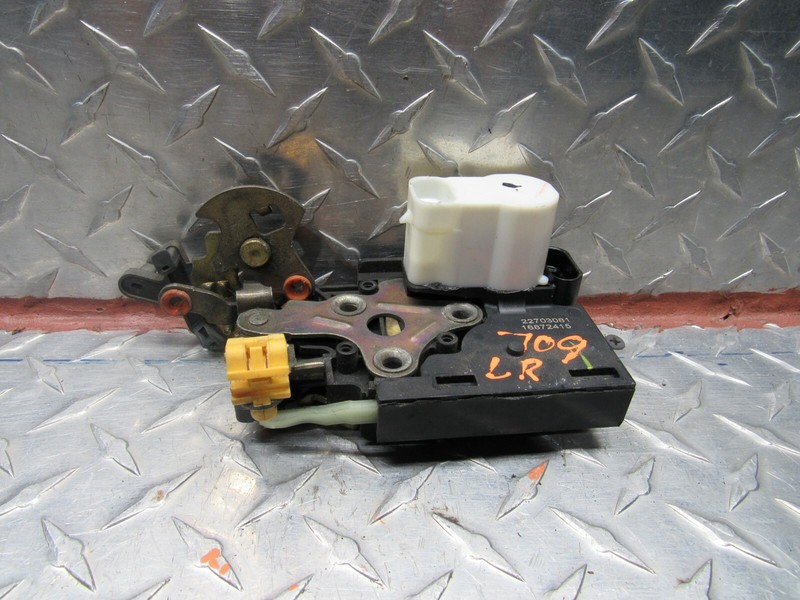 2004 BUICK LESABRE LEFT DRIVER REAR LATCH LOCK ACTUATOR LIMITED SDN 3.8L