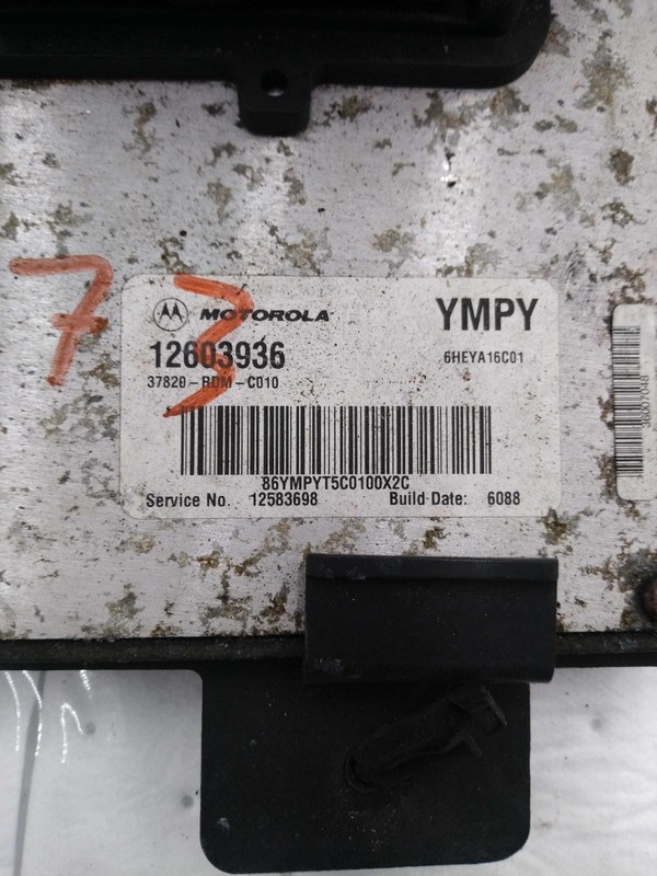 2006 Saturn VUE Engine Control Module ECM 3.5L OEM 149K Miles Black