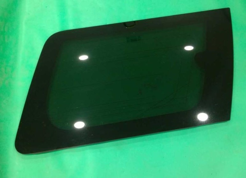 07-17 EXPEDITION PASSENGER RIGHT QUARTER GLASS OEM 3427-99
