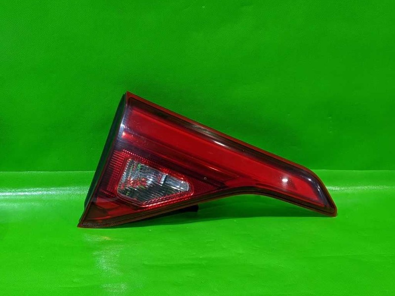 17 18 19 ACADIA DRIVER LEFT LID TAILLIGHT LAMP OEM 4546-41