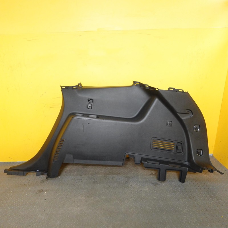 2018-2024 BUICK ENCLAVE RIGHT INTERIOR LOWER QUARTER TRIM PANEL OEM 84677051
