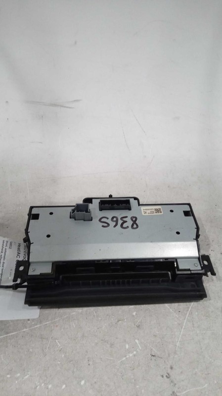 Used A/C Selector Switch fits: 2012 Land rover Evoque front automatic dual tempe